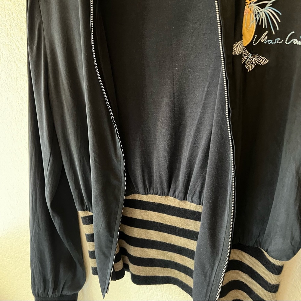 Marc Cain Black Silk Cropped Bomber Jacket Embroidered On Back Zip Up XS/ S - Picture 8 of 9